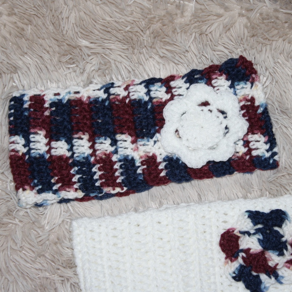 Beautiful NWOT Winter Crocheted Earwarmers - Picture 6 of 6